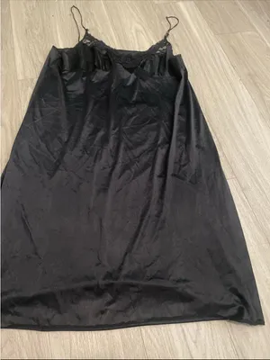 Black Lace-Trim Satin Slip Dress with Adjustable Straps thumbnail 1