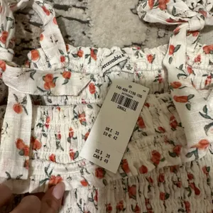 Abercrombie Skirt And Tank Set thumbnail 4