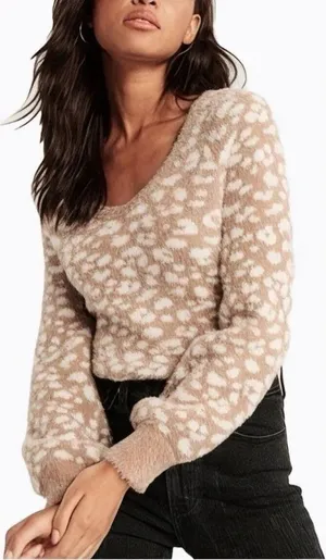 Abercrombie & Fitch Soft A&F Leopard Print Sweater Small S Tan White Scoop Neck thumbnail 1