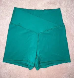 Offline Aerie Real Me Crossover Shortie Hi Rise 3” Inseam Vibrant Green Shorts thumbnail 1