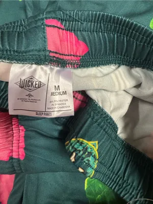 Wicked woman’s pajama bottoms Medium NWT Green thumbnail 3