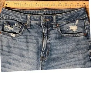American Eagle Mom Straight Jean Distressed‎ Size 6 Blue thumbnail 6