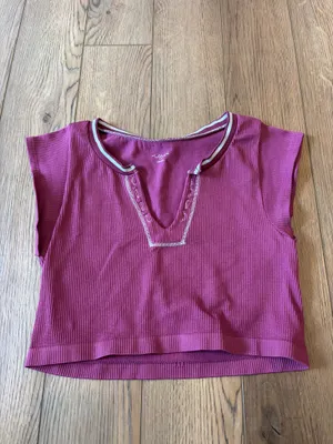 Urban Outfitters Go For Gold Seamless Top thumbnail 1