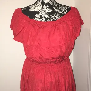 New Off Shoulder Tiered Maxi Dress Stretchy Size Large thumbnail 2
