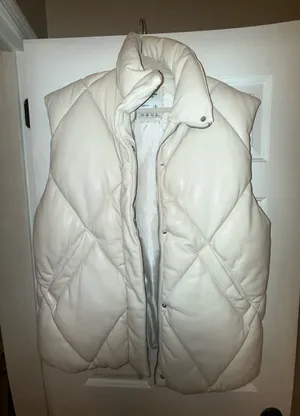 Abercrombie Puffer Leather Vegan Vest Ivory thumbnail 1