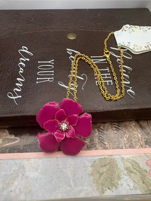Handmade Pink Enamel Flower Necklace Gold Tone Vintage Y2K Pendant 18” thumbnail 3