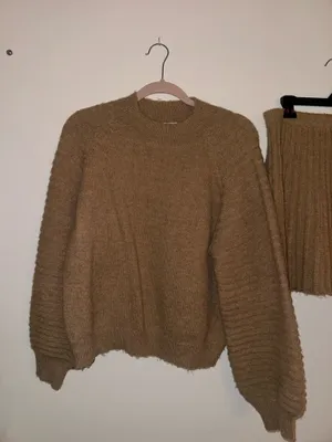 Tan Sweater Skirt Set Size L thumbnail 2