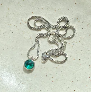 Handmade stainless steel chain & green glass crystal chic vintage retro style simple necklace💚 thumbnail 4