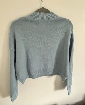 Divided H&M Cropped Sweater thumbnail 3
