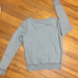 VS PINK Vintage Cheetah Uni pocket sweatshirt‎ thumbnail 3