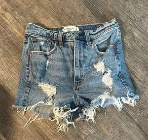 Abercrombie & Fitch Shorts thumbnail 1