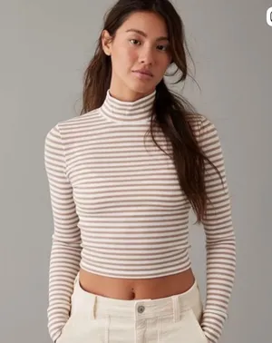 American Eagle Turtleneck thumbnail 1