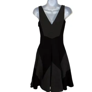 HALE BOB‎ Sleeveless V Neck Fit and Flare Dress Panel Blocked Black & Gray EUC S thumbnail 7