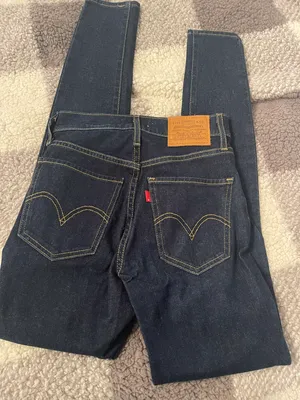Levi's Mile High Super Skinny Jeans thumbnail 2