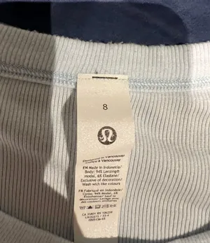 Lululemon Hold Tight Crop Top thumbnail 3