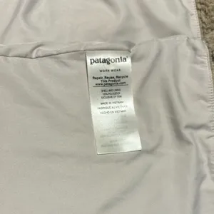 Patagonia Women's Los Gatos Full Zip Fleece Vest Beige Size Small Outdoor Wear thumbnail 9