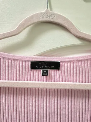 Long sleeve pink top Size M thumbnail 2