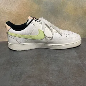 Nike Court Vision White/Green Women's Leather Tennis Shoes Size 9 thumbnail 12