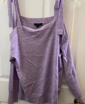 FINAL MARKDOWN UNIQUE j crew wool cold shoulder top small. thumbnail 1