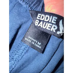 NWT Eddie Bauer Everyday Tencel Lyocell Utility Shorts Blue Women's Medium thumbnail 3
