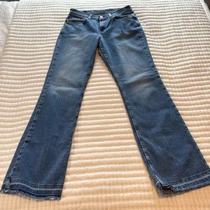 Levis 515 Jeans Faded Bootcut Raw Hem 27x30 Size 4 thumbnail 1