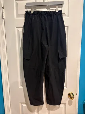 Lululemon Light Utilitech Cargo Pocket High-Rise Pant black sz 28 thumbnail 5