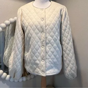 Quilted White cream Puffer Jacket Vero Moda large pockets lined thumbnail 2