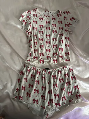 White fox pjs Size XS thumbnail 1