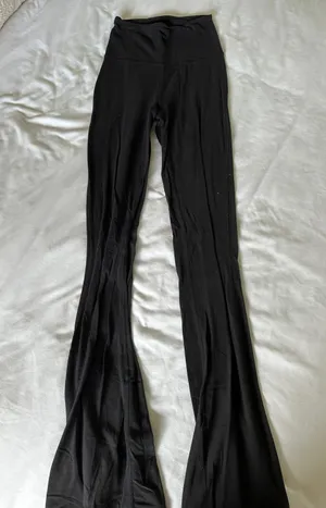 Lululemon groove super high rise nulu flared pant thumbnail 1