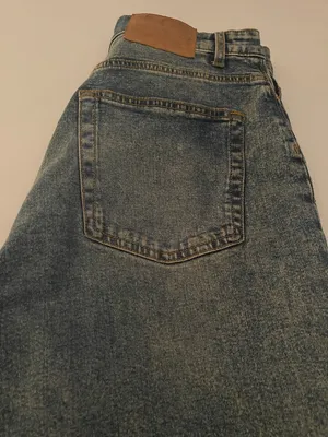 H&M Divided High-Rise Mom Jeans - Acid Wash - Size 10 (Fits Like 5’4” thumbnail 5
