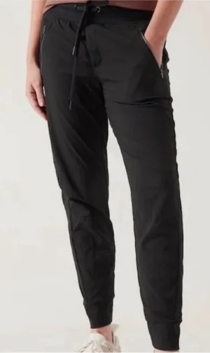 Athleta Trekkie North Jogger Black Zip Pocket Stretch Travel Pants 705 thumbnail 1