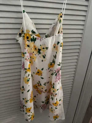 Dress thumbnail 3