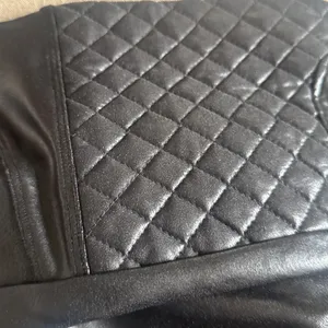 Black Faux Leather Quilted Leggings Large Moto High rise thumbnail 6
