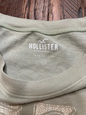 Ladies XS Hollister Oversized Style Tshirt thumbnail 3
