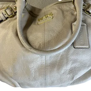 Coach Pebbled‎ Leather Purse thumbnail 3