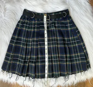Pleated plaid skirt, brand new thumbnail 3