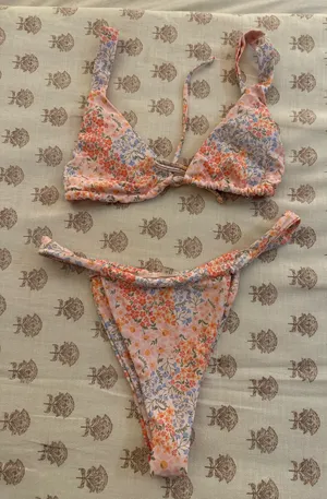 Shein Bikini Set thumbnail 1