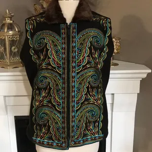 Bob Mackie Wearable Art Embroidered Fleece… thumbnail 5