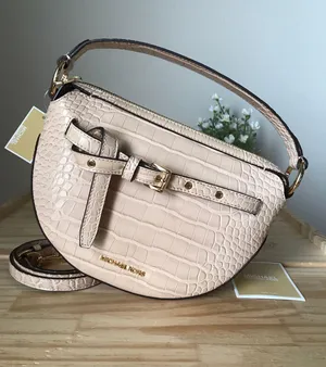 Michael Kors Purse thumbnail 1