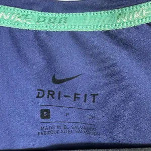 Nike Dri-FIT Short Sleeve Athletic Top Blue Running Workout Shirt Women’s Size S thumbnail 7