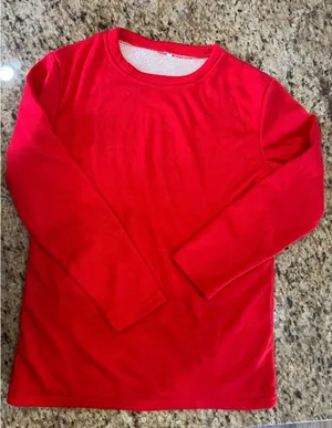 Red Sweater Size M thumbnail 1