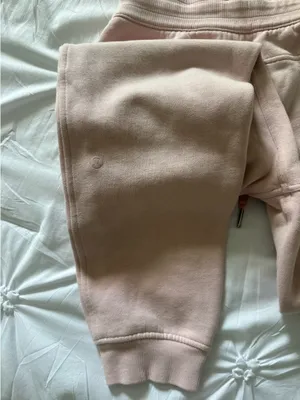Lululemon Joggers thumbnail 5