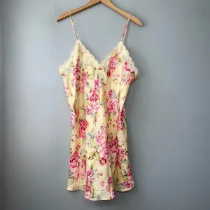 LA Intimates Lingerie Size Large Butter Floral Satin Coquette Lace Slip Romantic thumbnail 2
