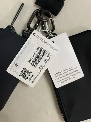Lululemon NWT Dual Pouch Black Wristlet Keychain Los Angeles Graphic thumbnail 4