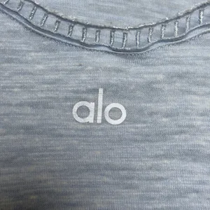 Alo Yoga Women‎ Spirit Tank Top Medium Blue Slub Knit Cropped Yoga Gym Shirt thumbnail 4