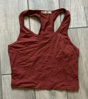 Active Basic Red Sleeveless Fitted Crop Tank Top thumbnail 1