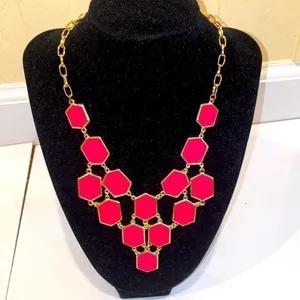 Amrita Singh Fushia Noah’s ark statement necklace. NWT. thumbnail 1