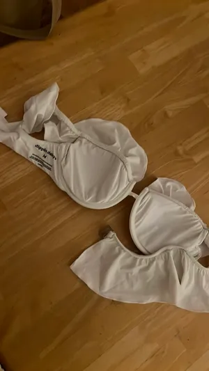 Dippin' Daisy's Bikini Top thumbnail 3
