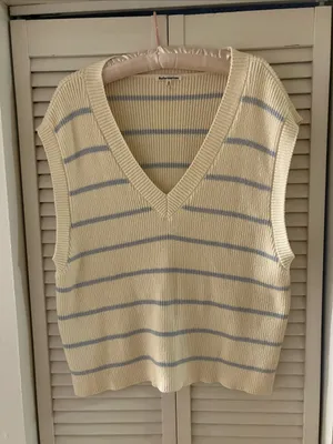 Reformation Janey Cotton Striped White and Blue Oversized Sweater Vest Medium thumbnail 3