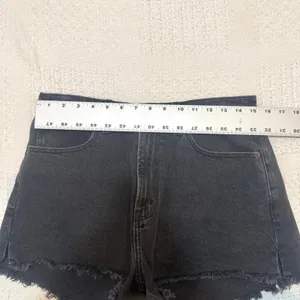 Abercrombie & Fitch 29 8 Curve Love high rise mom short SH 3581 thumbnail 3